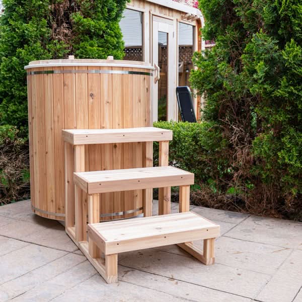 Dundalk LeisureCraft The Arctic Cold Plunge Tub - Knotty Red Cedar - Image 3